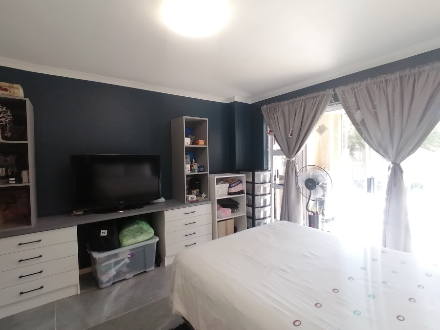 To Let 2 Bedroom Property for Rent in Century City Western Cape